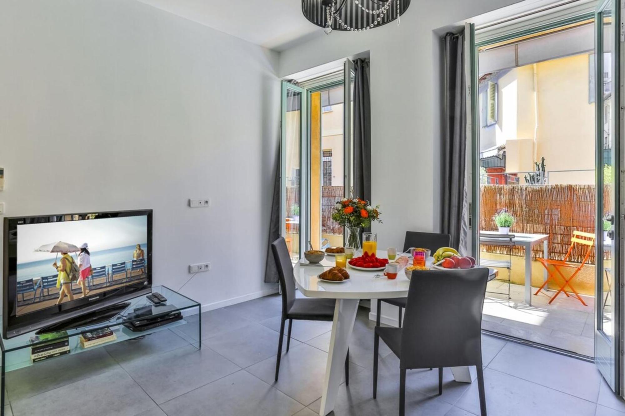 France 82 D - 2 Rooms - Terrace - 1 Min To The Sea Nice Ngoại thất bức ảnh